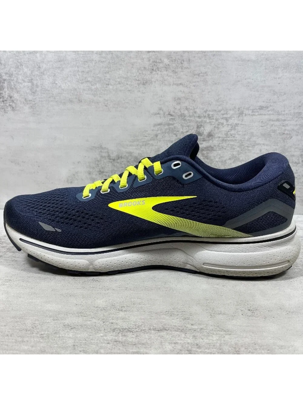 Brooks ghost 15